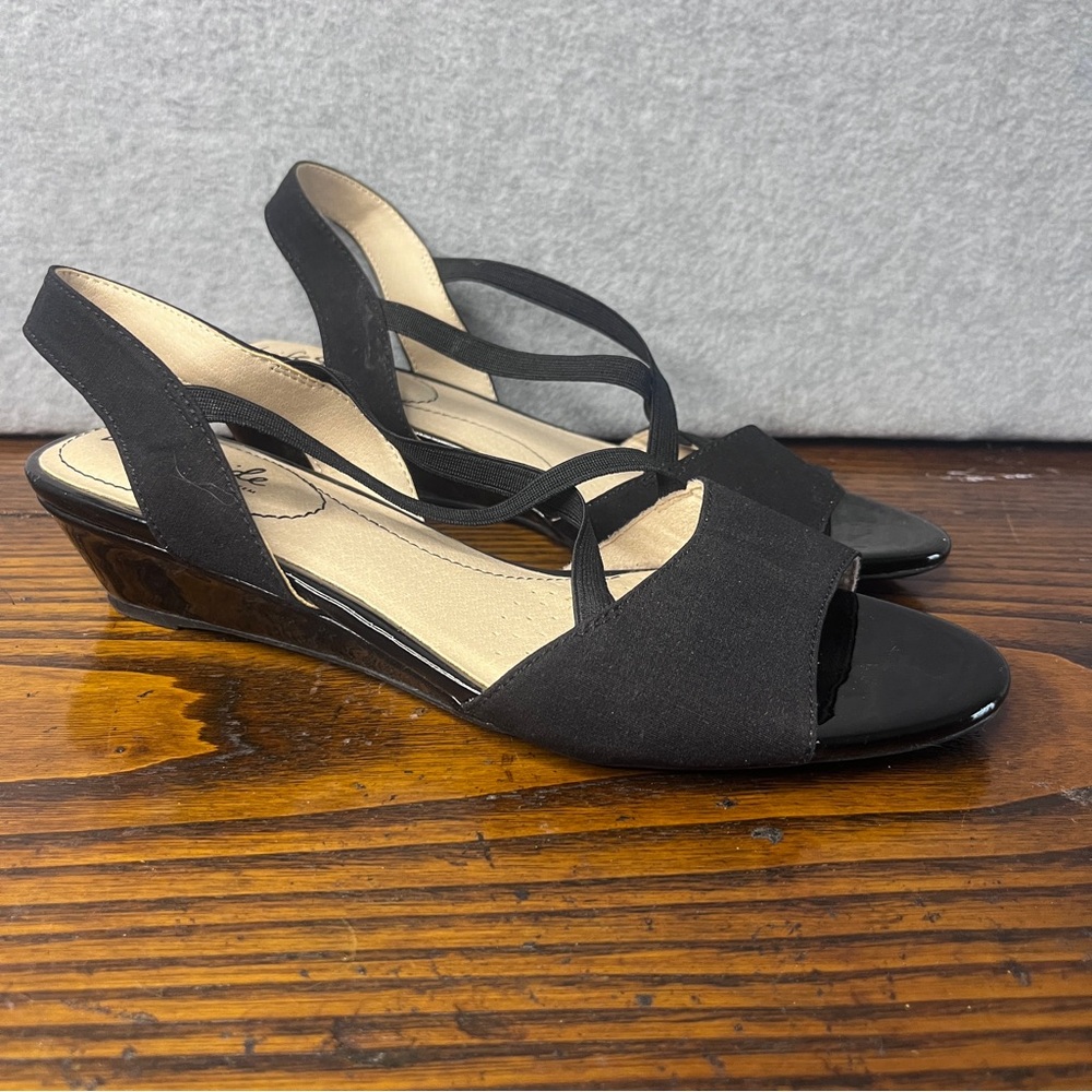 LIFE STRIDE Womens Black Straps Yolo Open Wedge Slip On Slingback Sandal 8.5 W